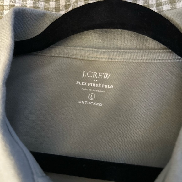 J Crew Men’s Polo Untucked - Picture 3 of 4